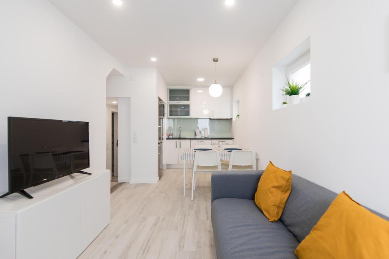 Apartamento Trival - a 1 minuto pé da praia Sesimbra Exterior foto